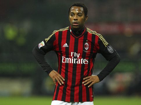 Το ραγισμένο είδωλο του Ρομπίνιο- Διεθνές ένταλμα σύλληψης για τον βιασμό