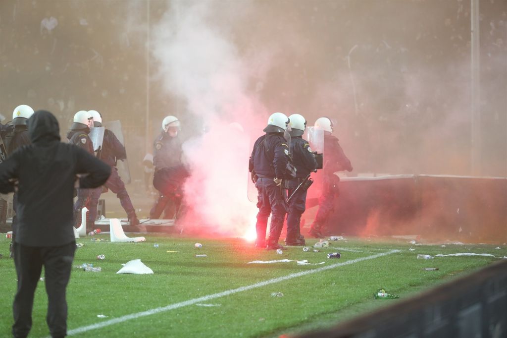 Στη Βουλή το σχέδιο νόμου για την οπαδική βία – Τι προβλέπει για τις Λέσχες Φιλάθλων