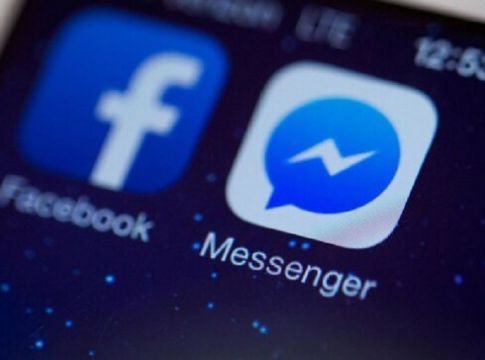 «’Έπεσε» το messenger, μεγάλα προβλήματα στα social