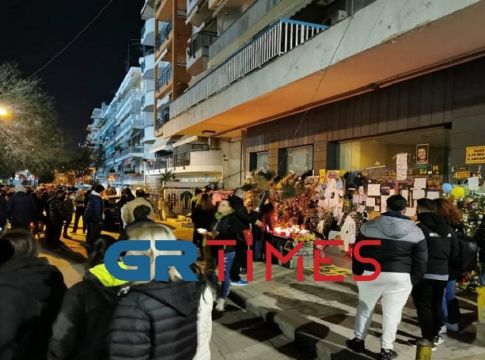 Δολοφονία Αλκη: Ενα κερί στη μνήμη του από εκατοντάδες φιλάθλους