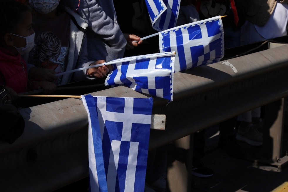Όταν το ρατσιστικό μίσος γίνεται τρεντ στο twitter: #Ελληνας_Γεννιεσαι το χυδαίο hashtag