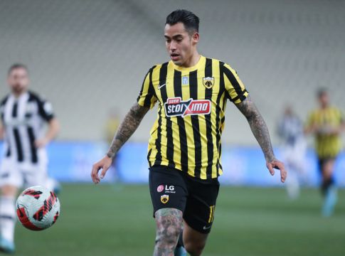 Με Αραούχο και Λιβάι στη Λεωφόρο η ΑΕΚ