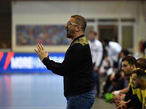 Δημητρούλιας: «Αφιερώνουμε τη νίκη στον κόσμο μας»