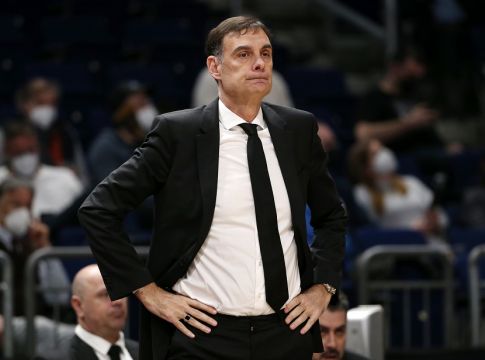 Μπαρτζώκας: «Πρέπει να αναλύσουμε το παιχνίδι γιατί η άμυνά μας ήταν τραγική»