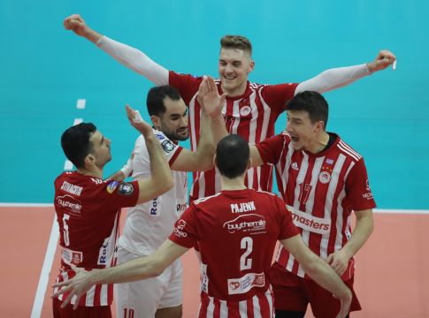 Ολυμπιακός – ΠΑΟΚ 3-0: Τον… πάτησε και τώρα όλα για όλα με τον Παναθηναϊκό