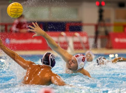 Ολυμπιακός – Βουλιαγμένη 12-12: Ισοπαλία με κερδισμένους τους «ερυθρόλευκους»