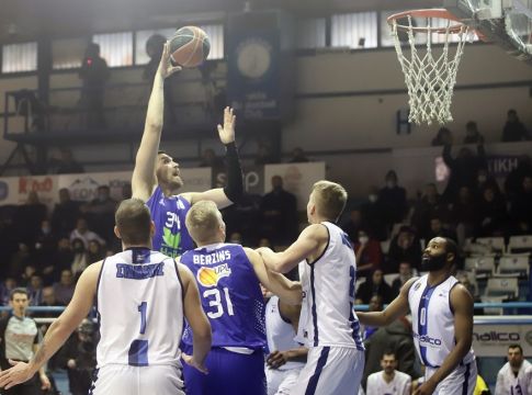 Ηρακλής – Λάρισα 85-90: Κοντά στην οκτάδα η Λάρισα (vid)