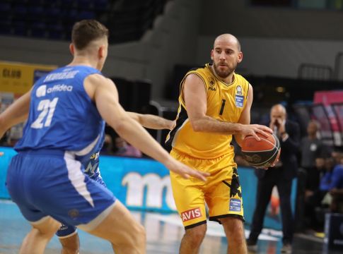 ΑΕΚ – Ιωνικός 92-75: Περίπατος με σούπερ Κολόμ