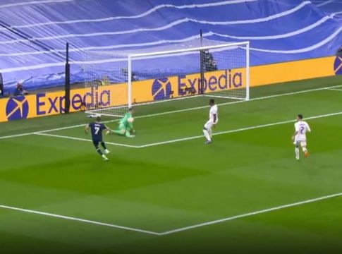 Διαγώνιο σουτ του Εμπαπέ, σπουδαία επέμβαση του Κουρτουά (vid)