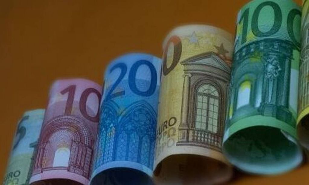 Επίδομα 2.000 ευρώ για χιλιάδες δικαιούχους – Ποιους αφορά, πότε η αίτηση