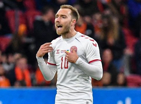Απίθανος Έρικσεν: Επέστρεψε με γκολ στην Εθνική Δανίας (vids)