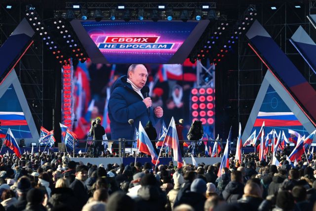 Διεκόπη ξαφνικά η ομιλία του Πούτιν – Μιλούσε για τη ρωσική εισβολή στην Ουκρανία