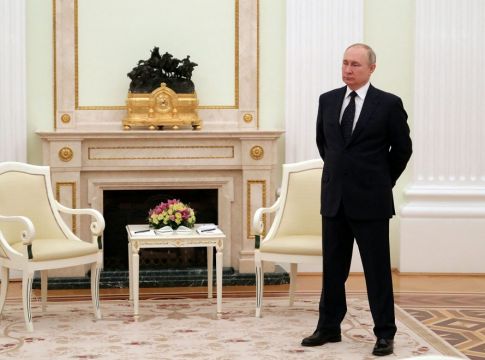 Πούτιν: «Οι Ουκρανοί παραβιάζουν το ανθρωπιστικό δίκαιο» – Δεν είναι έτοιμος για το τέλος του πολέμου, λένε οι Γάλλοι