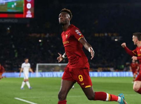 Ρόμα – Λάτσιο 3-0: Πάρτι της Ρόμα στο ντέρμπι της πόλης