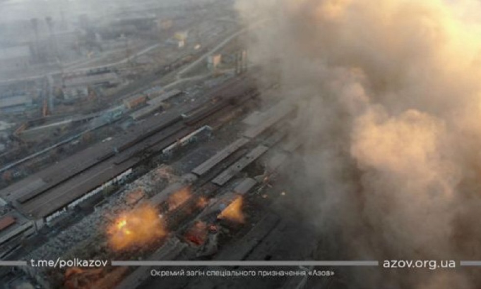 Πόλεμος στην Ουκρανία: Τα πρώτα βίντεο από το βομβαρδισμένο θέατρο στη Μαριούπολη