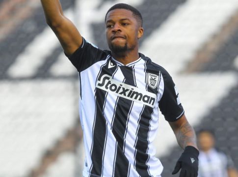 Τα δεδομένα για την παραμονή Άκπομ – Τι συζήτησαν ο Μπότο και ο μάνατζερ του