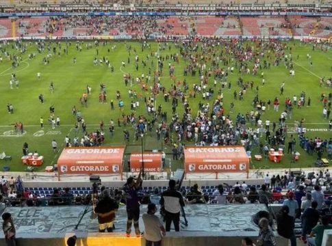 Απίστευτη τραγωδία: Τουλάχιστον 17 νεκροί μετά τα φριχτά επεισόδια στο Μεξικό! (vids)