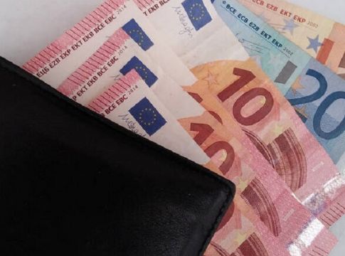 Πάμε για δεύτερο έκτακτο επίδομα: Δώρο Πάσχα – Οι δικαιούχοι