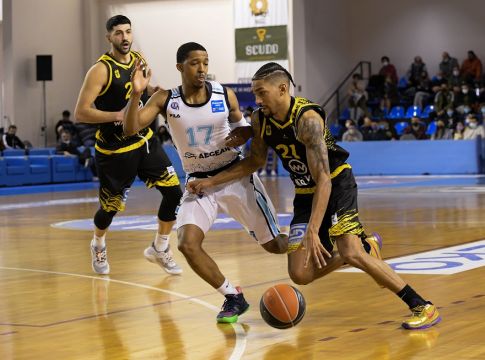 Άρης: Ρεκόρ 15ετίας με κερδισμένα φάουλ από τον Χάνλαν