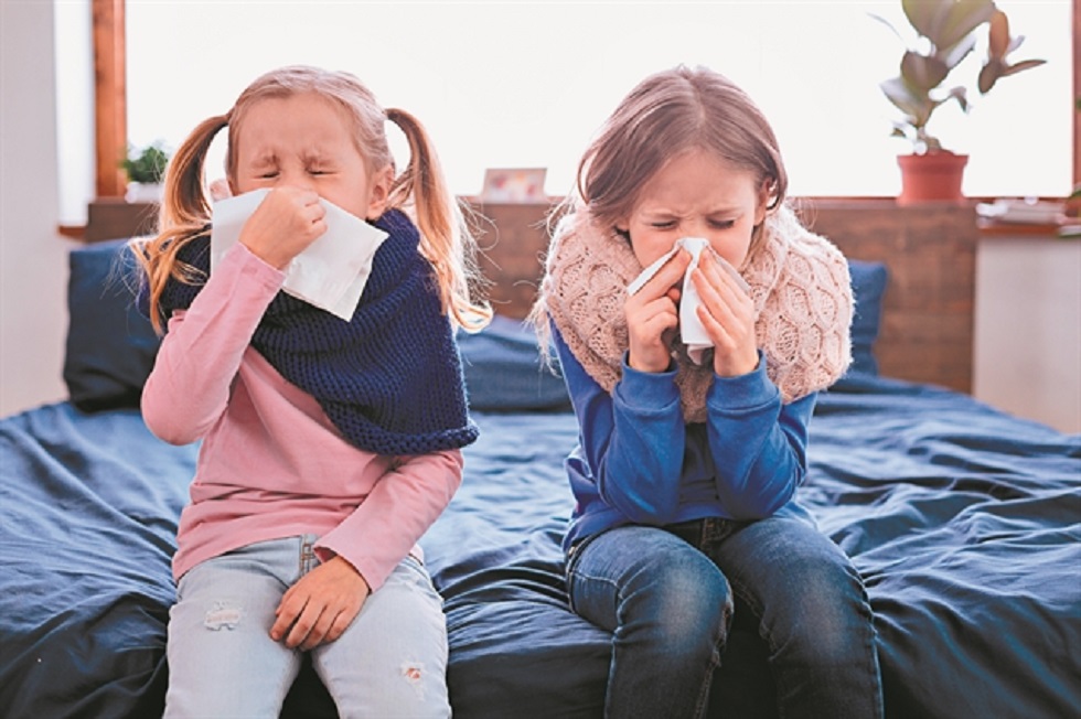 Πιθανή η νόσηση με γρίπη μετά από κορωνοϊό στα παιδιά