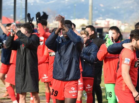 Στο νοσοκομείο τρεις παίκτες του Ολυμπιακού Βόλου μετά από τροχαίο