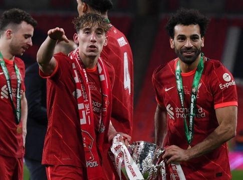 Λίβερπουλ: Οι «τρελοί» χοροί του Τσιμίκα και η selfie με τον Ντίας (vid)