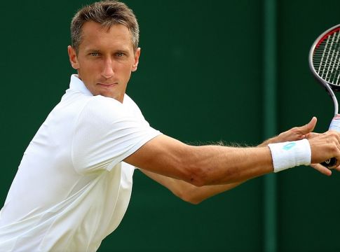 Συγκλονίζει Ουκρανός τενίστας: «Γύρισα για να πολεμήσω, μας βομβαρδίζουν – Βοήθεια!» (pics+vids)