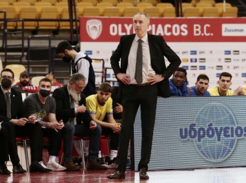 Τόμιτς: «Μεγαλύτερη ταχύτητα ο Ολυμπιακός, στόχος μας η τετράδα»