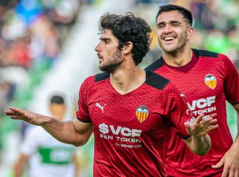 Έλτσε – Βαλένθια 0-1: Οι «νυχτερίδες» έφυγαν με το διπλό από «Μαρτίνεθ Βαλέρο»