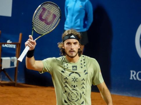 Ασταμάτητος ο Τσιτσιπάς, πέρασε στους «8» (2-0)