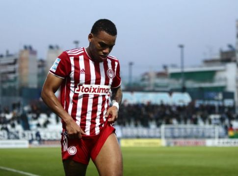 Αυτά με τον Γκάρι Ροντρίγκες, απλά δε γίνονται