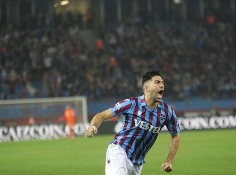 Νέος… μνηστήρας για Μπακασέτα