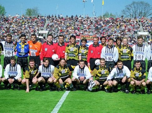 Το μεγαλύτερο παράσημο στην ιστορία της: Όταν η ΑΕΚ νίκησε τον πόλεμο (vids+pics)