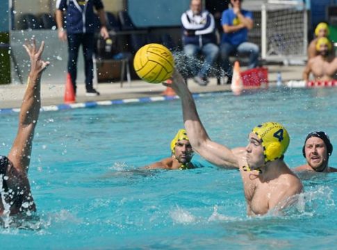 Επεισόδια και διακοπή στο Περιστέρι – ΠΑΟΚ