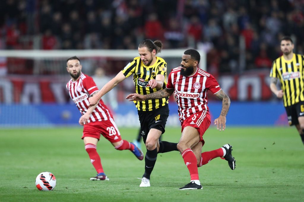 Ολυμπιακός και Παναθηναϊκός κλήθηκαν σε απολογία