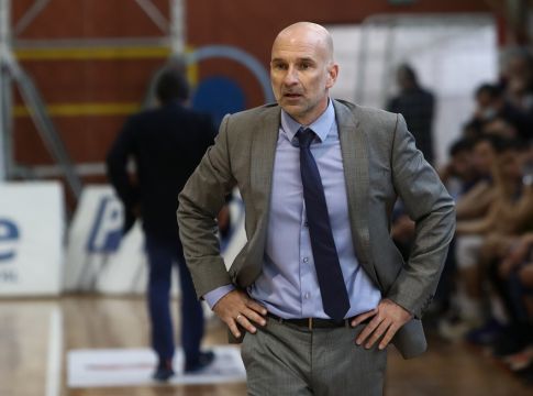 Καντζούρης: «Όταν παίζουμε καλά στην άμυνα είμαστε επικίνδυνοι για κάθε αντίπαλο»