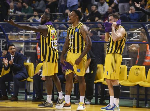 Άρης – ΠΑΟΚ 77-76: Μεγάλη ανατροπή και νικητής στο ντέρμπι της Θεσσαλονίκης ο Άρης