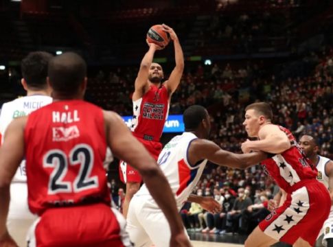 Αρμάνι Μιλάνο – Αναντολού Έφες 73-66: Ο Σιλντς την «εκτέλεσε» και έφερε τη σειρά στα ίσα