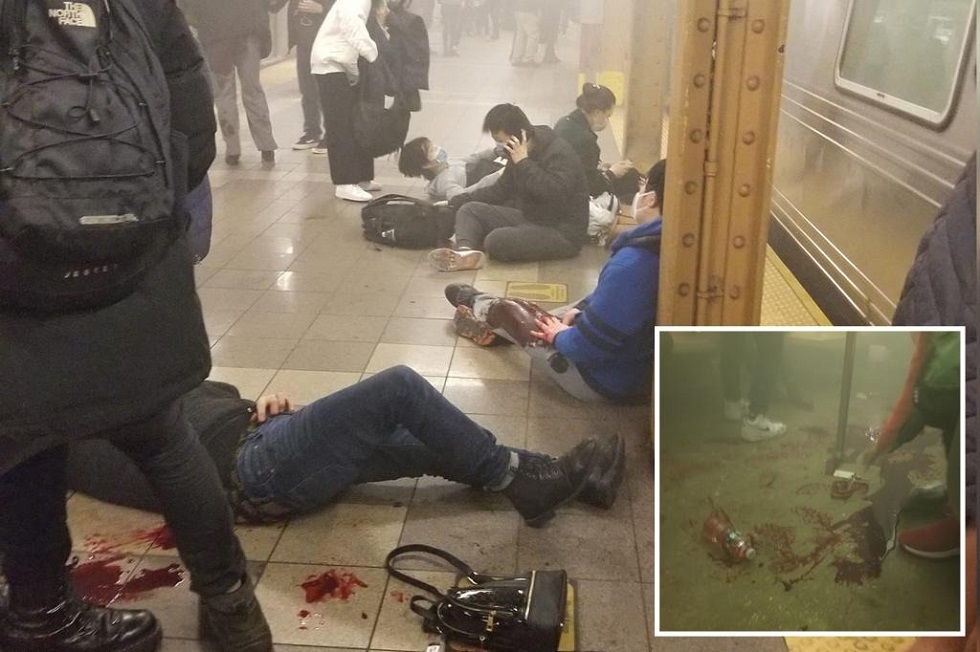 Νέα Υόρκη: Πυροβολισμοί και πολλά θύματα σε σταθμό του μετρό – Οι πρώτες πληροφοίες