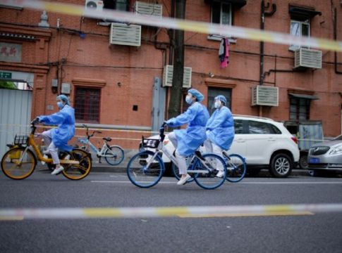 Σανγκάη: Νέες στρατιωτικές εντολές- «Ως την Τετάρτη πρέπει να έχουμε τελειώσει με τον ιό»