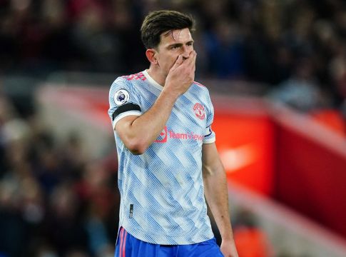 Μέχρι και η Σριούσμπερι «γλέντησε» τη Γιουνάιτεντ (pic)