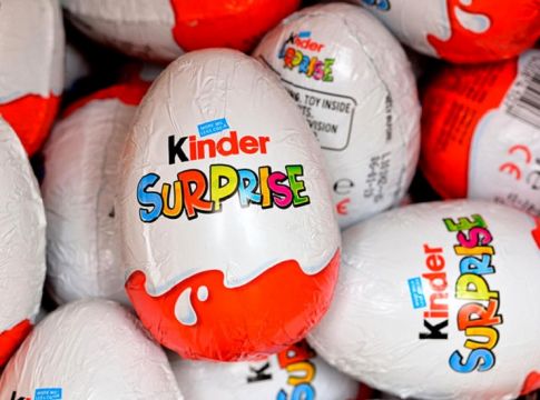 Kinder: Ο ΕΦΕΤ επεκτείνει την ανάκληση προϊόντων λόγω πιθανής παρουσίας σαλμονέλας