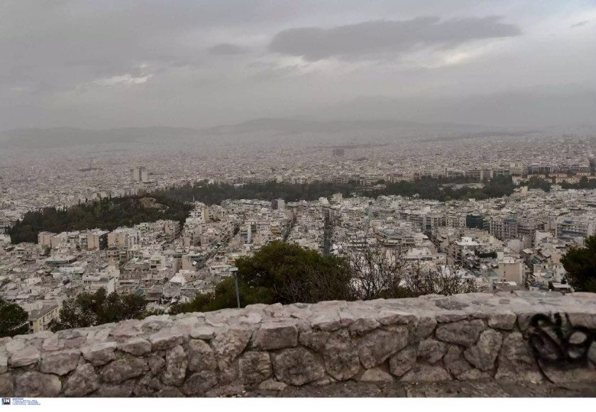 Προσοχή στην αφρικανική σκόνη – Έντονο το φαινόμενο μεταφοράς το Σαββατοκύριακο