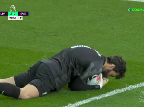 Ο Άλισον πίκαρε τον Πίκφορντ και το «Άνφιλντ» τον αποθέωσε (vid)