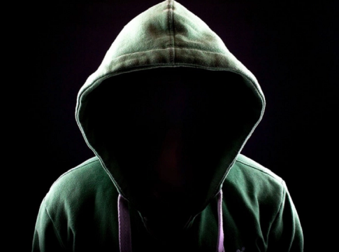 Ο «αόρατος» άνθρωπος της Αθήνας: Ζούσε για 64 ολόκληρα χρόνια χωρίς ταυτότητα, ΑΜΚΑ και ΑΦΜ