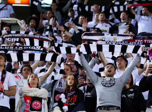 Οι έξαλλοι πανηγυρισμοί των παικτών και των οπαδών της Άιντραχτ (vid)