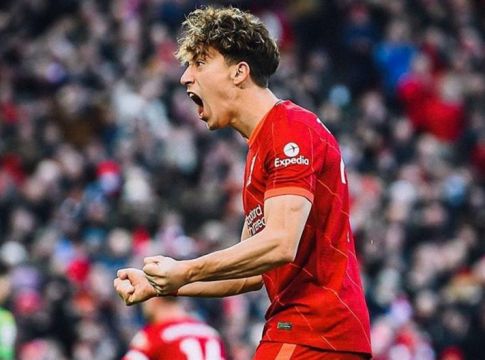 Ο Μουρίνιο διάλεξε τον Κώστα Τσιμίκα – Κρούση στη Λίβερπουλ από τη Ρόμα