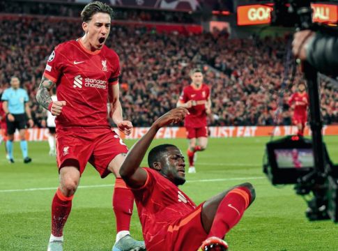 Κόρνερ του Τσιμίκα, κεφαλιά του Κονατέ και 1-0 η Λίβερπουλ (vid)