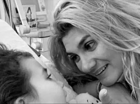 Πάτρα: Η Ρούλα Πισπιρίγκου απευθείας από τον Κορυδαλλό κλαίει για τα παιδιά της