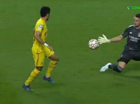 Οι μεγάλες επεμβάσεις του Βλαχοδήμου κόντρα στη Λίβερπουλ (vids)